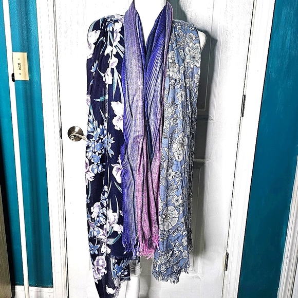 Loft and unbranded Scarf Bundle - Picture 4 of 11